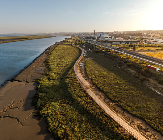 Loures Riverfront / Topiaris Landscape Architecture - Image 5 of 33