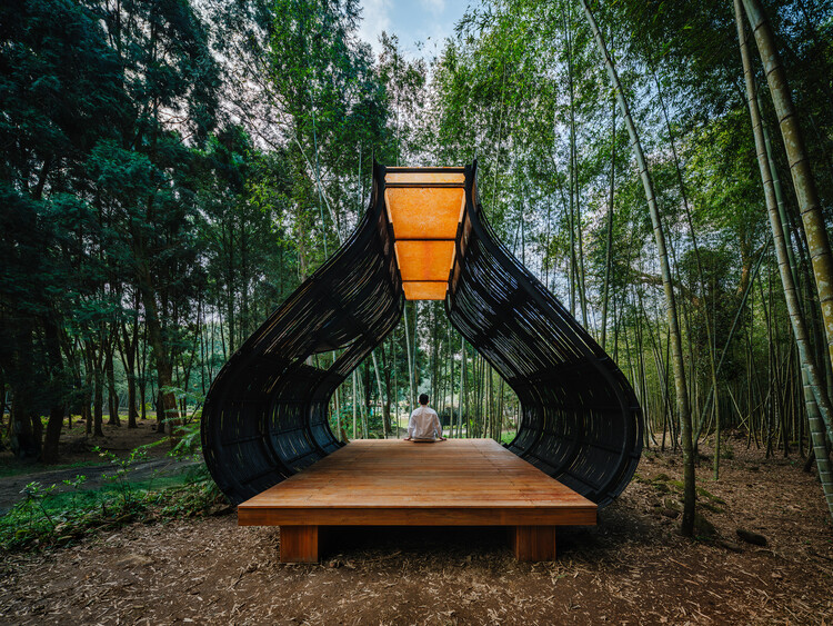 Plan de Cabaña de Bambú: Bolita de Arroz Glutinoso/ Cheng Tsung FENG Design Studio - Fotografía exterior, Madera, Bosque