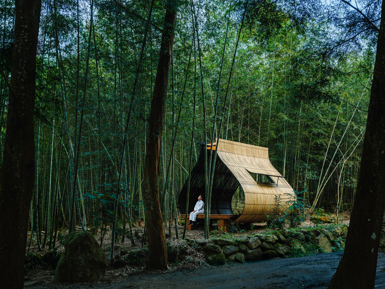 Plan de Cabaña de Bambú: Bolita de Arroz Glutinoso/ Cheng Tsung FENG Design Studio - Fotografía exterior, Madera, Bosque