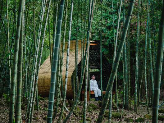 Plan de Cabaña de Bambú: Bolita de Arroz Glutinoso/ Cheng Tsung FENG Design Studio - Fotografía exterior, Madera, Bosque