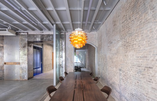 SAGA Vietnam Office / SAGA Space Architects - Interior Photography, Dining room, Wood, Lighting, Beam