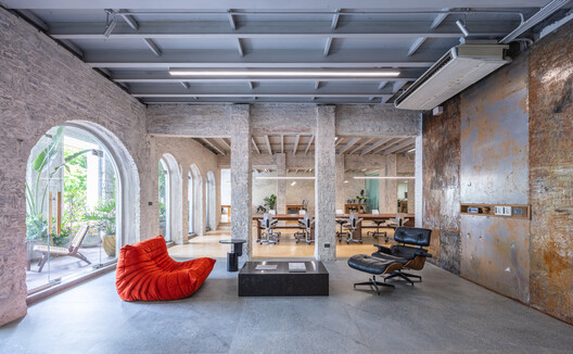 SAGA Vietnam Office / SAGA Space Architects - Interior Photography, Living Room, Wood, Chair, Beam