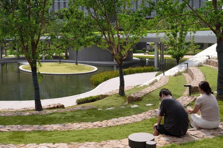 Alibaba Xixi Campus / ASPECT Studios - Fotografia de Exterior, Jardim, Concreto, Aido