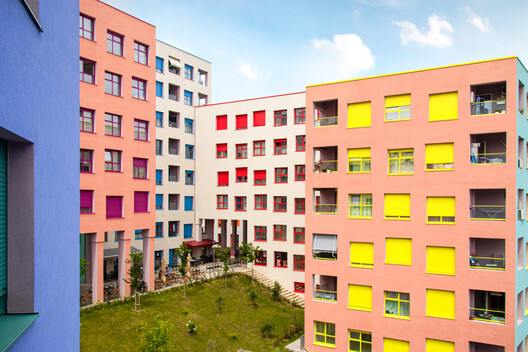 Mangalem 21 / OMA + Kontakt.Ltd - Exterior Photography, Facade, Balcony