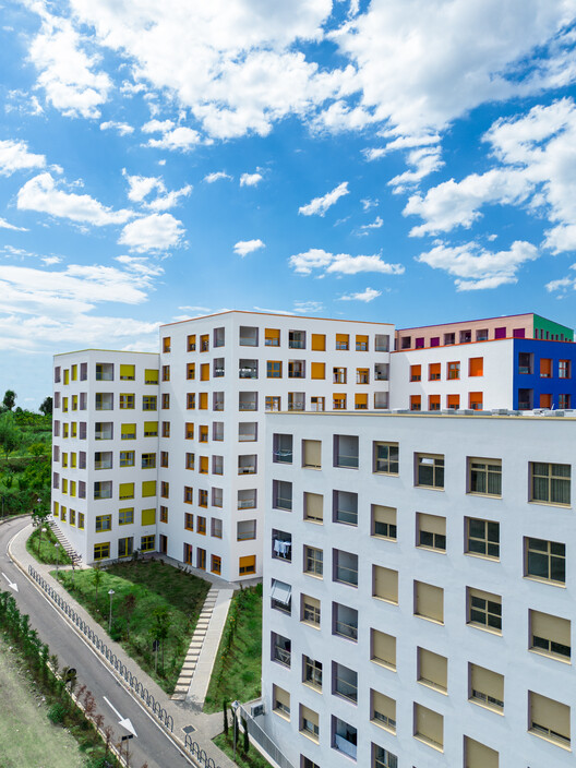 Mangalem 21 / OMA + Kontakt.Ltd - Exterior Photography, Balcony