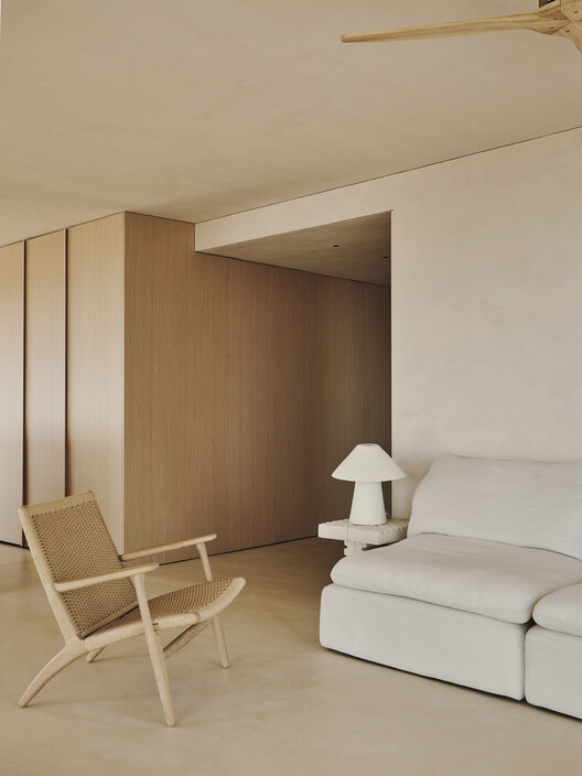 Coveta Residence / 100 Planos Arquitectura - Interior Photography, Wood, Chair