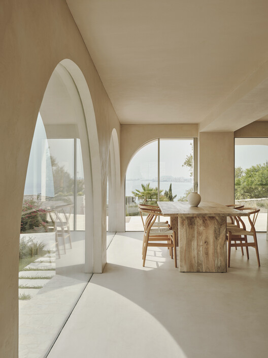 Coveta Residence / 100 Planos Arquitectura - Interior Photography, Dining room, Chair