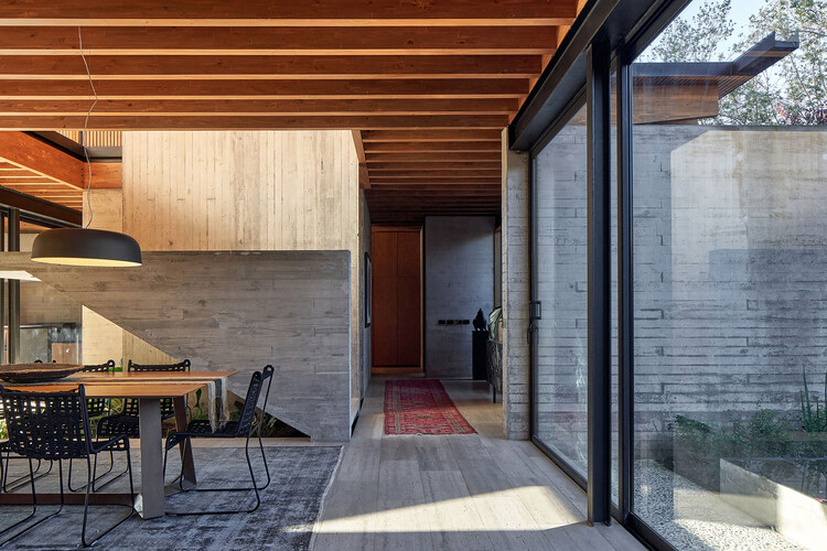 Casa La Chupalla / Juan Carlos Sabbagh Arquitectos - Fotografía interior, Madera, Fijación Vigas, Terraza