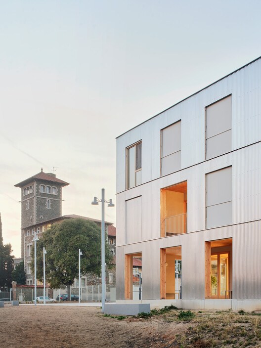 Shelter for Homeless Women in Barcelona / Vivas Arquitectos - Exterior Photography
