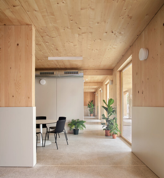 Shelter for Homeless Women in Barcelona / Vivas Arquitectos - Interior Photography, Dining room, Wood
