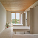 Shelter for Homeless Women in Barcelona / Vivas Arquitectos - Interior Photography, Social Housing, Bedroom, Bed