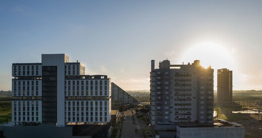Edificio Vanguarda / IDEIA1 - Fotografía exterior, Urbano