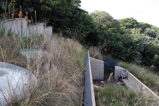 The Folly Multi-Purpose Retreat / Common Architecture The Folly Multi-Purpose Retreat / Common Architecture - Image 2 of 36