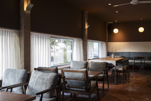 HỚP Cafe / HÔM ARCHITECTS - Interior Photography, Dining room, Wood, Glass, Chair