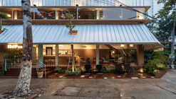 HỚP Cafe / HÔM ARCHITECTS