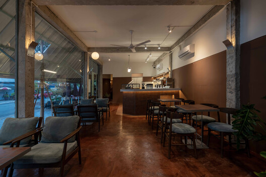 HỚP Cafe / HÔM ARCHITECTS - Interior Photography, Dining room, Chair, Glass