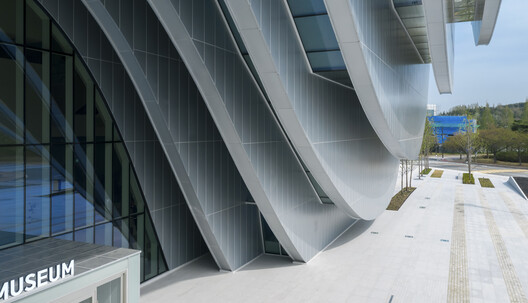 Park1538 Gwangyang Cultural Complex / UnSangDong Architects + POSCO A&C - Image 2 of 21