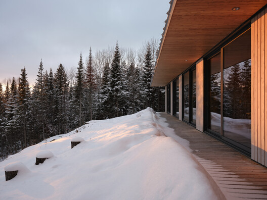 Rang Ste-Mathilde Residence / Jérôme Lapierre Architecte - Exterior Photography, Wood, Forest