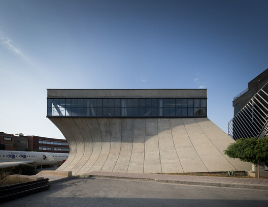 AVA Communications Building / KRDS (Kourosh Rafiey Design Studio)