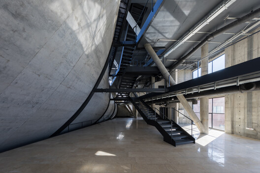AVA Communications Building  / KRDS (Kourosh Rafiey Design Studio) - Image 9 of 16
