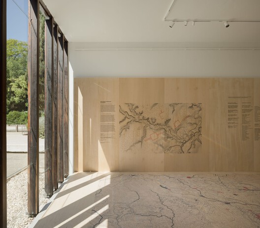 (RE)INVENÇÃO: Pavilhão do Brasil na Bienal de Arquitetura de Veneza / Plano Coletivo - Imagem 10 de 31