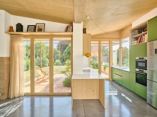 Butterfly / Tallerdarquitectura - Fotografía interior, Cocina, Madera, Encimera, Sillas, Fijación Vigas
