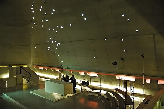 Between Matter and Gesture, Architectures that Think Through Details - Image 5 of 13