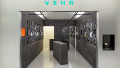 Loja Vehr / Luiz Solano + Ligia Zilbersztejn