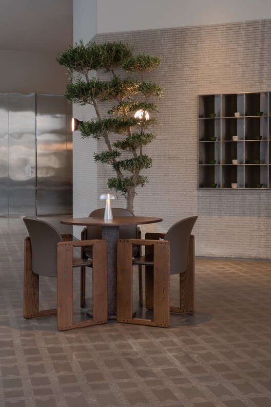 Como Lounge Cafe /  S.DA - Interior Photography, Closet, Wood, Lighting, Table, Chair