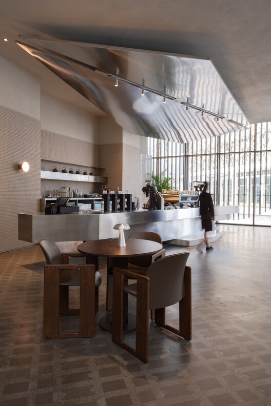 Como Lounge Café /  S.DA - Fotografía interior, Cocina, Mesas, Iluminación, Sillas, Vidrio