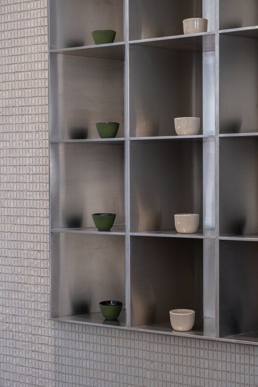 Como Lounge Cafe /  S.DA - Interior Photography, Shelving
