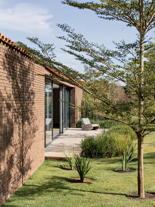 Haras House / Felipe Hess Arquitetos - Image 16 of 41