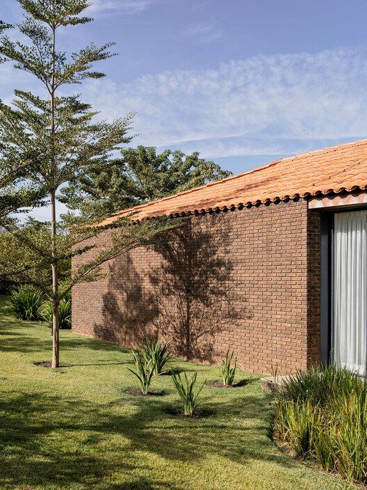 Haras House / Felipe Hess Arquitetos - Exterior Photography, Brick