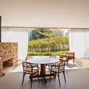 Casa Haras / Felipe Hess Arquitetos - Fotografía interior, Casas, Sillas