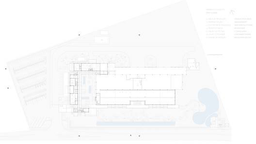 Parque Industrial Vanelise Confecções / VOO® - Imagen 33 de 43