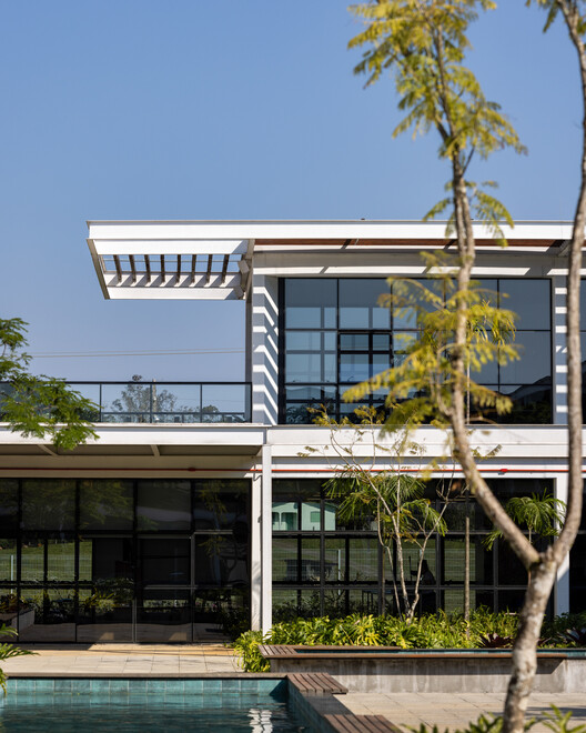 Parque Industrial Vanelise Confecções / VOO® - Fotografía exterior, Balcón