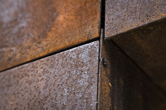 A Material That Records Time: 10 Contemporary Projects Featuring Corten Steel - Image 30 of 30