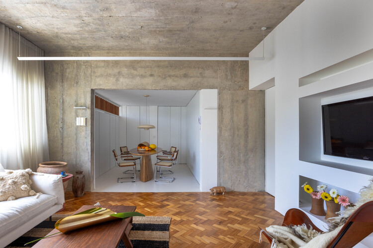 Apartamento Marquês / Bric Arquitetura | Portilho e Pantoja - Fotografia de Interiores, Renovação, Iluminação, Cadeira