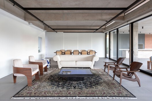 Lima House / BLOCO Arquitetos - Interior Photography, Living Room, Chair