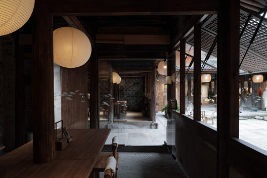 Tai-Silk Courtyard / Deep Origin Lab + CO-MILEU - Interior Photography, Wood, Beam