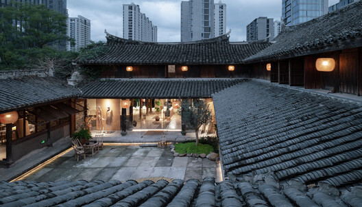 Tai-Silk Courtyard / Deep Origin Lab + CO-MILEU - Exterior Photography, Courtyard