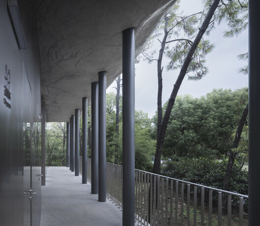 Public Restroom of Nanjing Sifang Art Lake District / WUWU Atelier, ADINJU - Image 15 of 36
