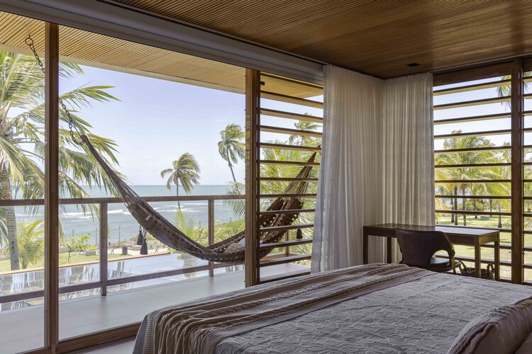 Casa Coral / Sidney Quintela Architecture + Urban Planning - Fotografia de Interiores, Dormitório, Madeira, Cadeira