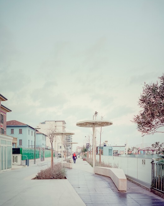 Gabicce Mare Seaside Promenade / Architects Barbara Balassone + Gianluca Mazzari - Image 4 of 25
