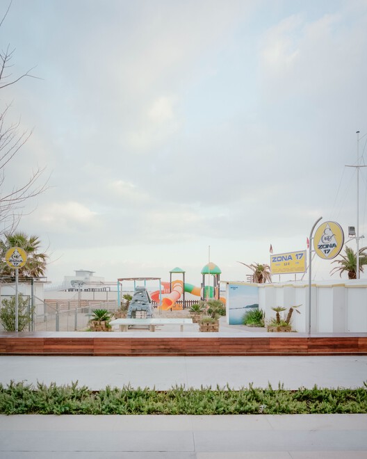 Gabicce Mare Seaside Promenade / Architects Barbara Balassone + Gianluca Mazzari - Image 17 of 25