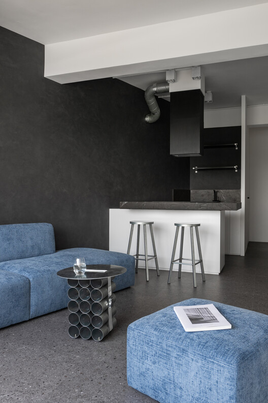 Wu Wei Apartment / Degree Design - Interior Photography, Lighting, Chair