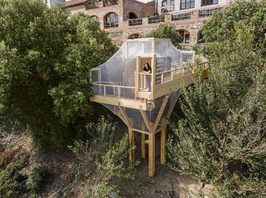 Of a Feather: The Hidden Architecture of Bird Watching - Image 16 of 30