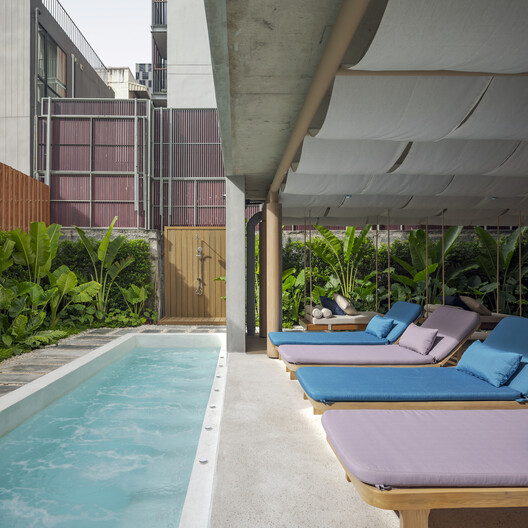 Vela be Siam Hotel / ASWA - Interior Photography, Chair, Courtyard