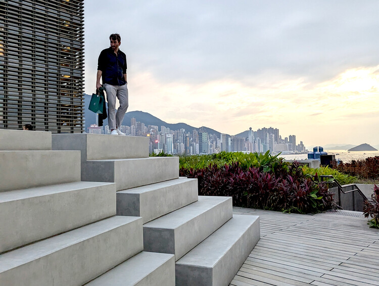 Playscapes and Public Imagination: The Ambiguous Play in Urban Life of Hong Kong - Image 11 of 18