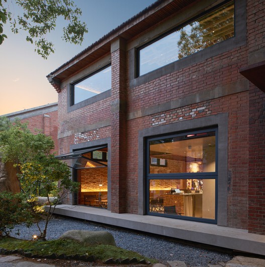 Suzhou Snow Peak Cafe / KiKi ARCHi - Exterior Photography, Brick